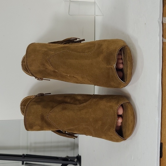 Indigo Road Rd Irfume Peep Toe Heeled Fringe Ankle Boots- Faux Suede Camel Brown - Picture 4 of 12